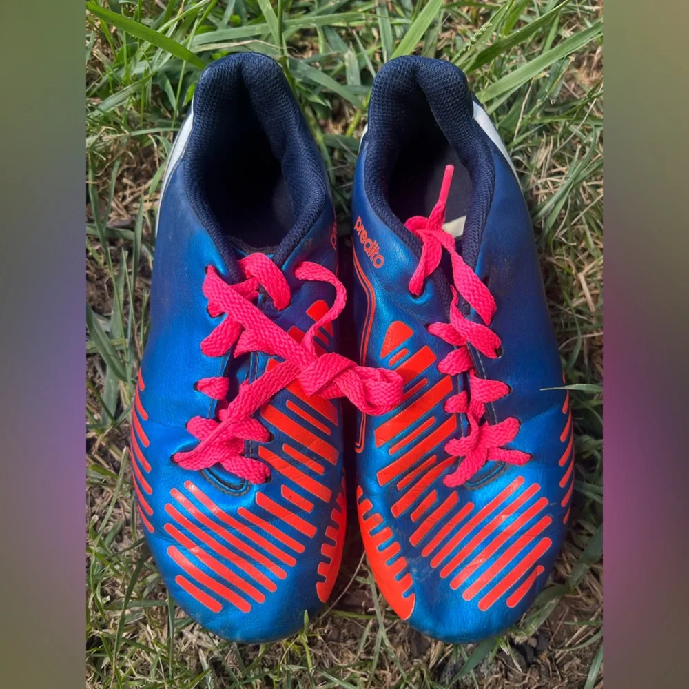 Adidas Kids Predator Soccer Cleats Blue, Neon Fluorescent Pink Red Laces Sz 1